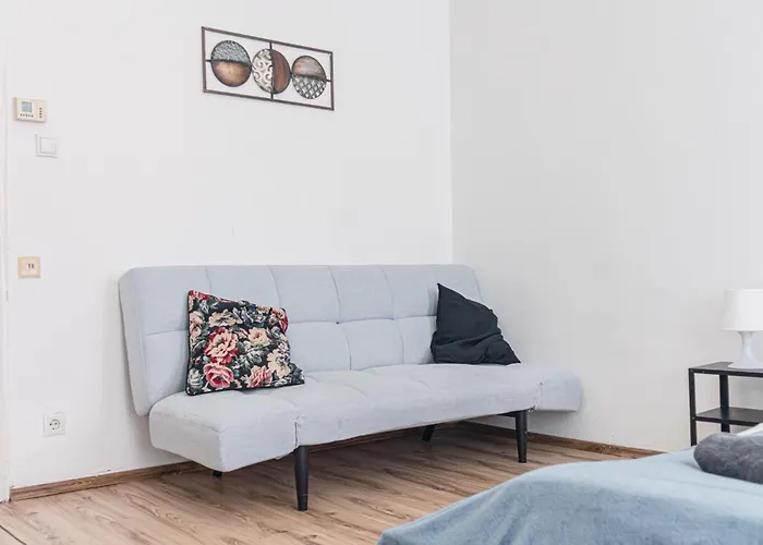 Apartamento Near Westbahnhof Cozy 2br Flat With Wifi & Tv