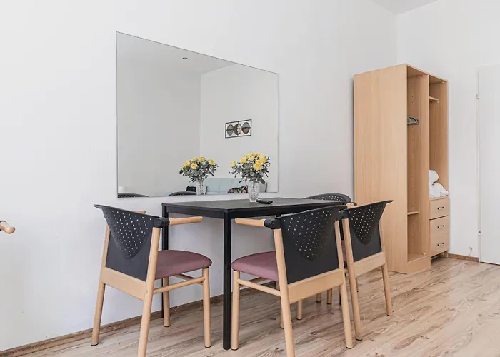 Apartamento Near Westbahnhof Cozy 2br Flat With Wifi & Tv *